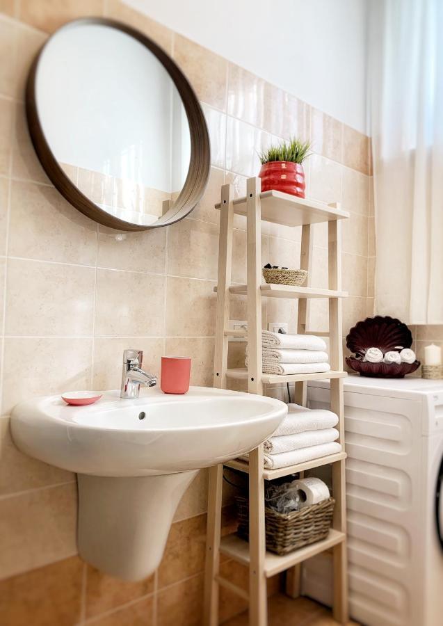 Casa Danema Apartment Sirmione Ngoại thất bức ảnh